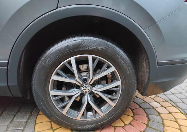 Volkswagen Tiguan cena 119900 przebieg: 30000, rok produkcji 2021 z Krotoszyn małe 106